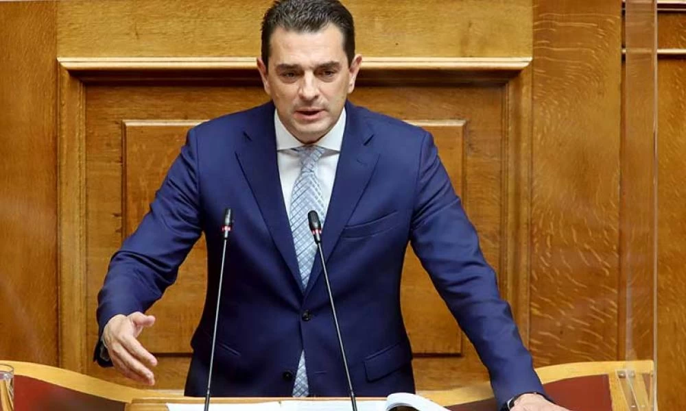 Σκρέκας: Μόνο με το εμβόλιο θα είμαστε πραγκατικά ελεύθεροι